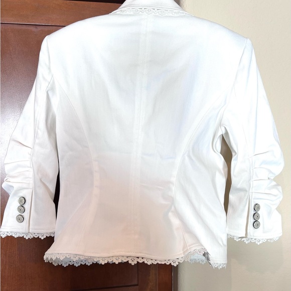 Cinq a Sept Elegant White Lace-Trimmed Women's Blazer Cotton Blend Size 4 NWT - Picture 2 of 7